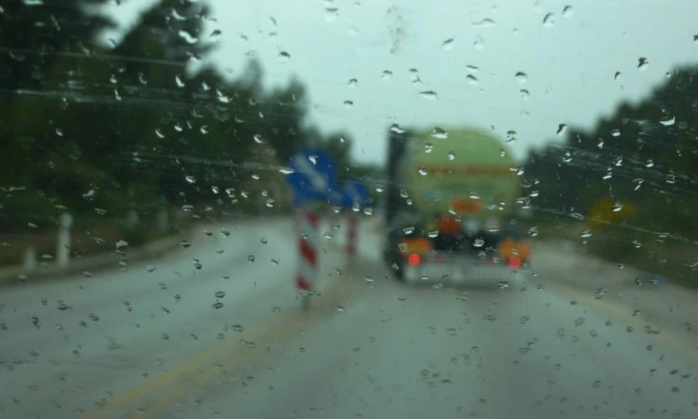 Αχαΐα: Κλείνει η παλιά Εθνική Πατρών - Κορίνθου για τον φόβο κατολισθήσεων